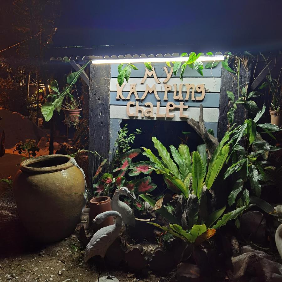 Mykampung Chalet Hotel Ipoh Buitenkant foto