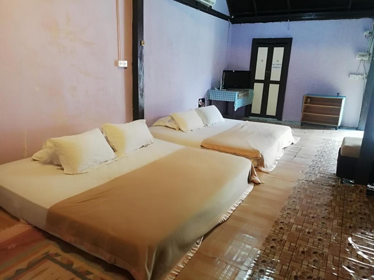 Mykampung Chalet Hotel Ipoh Buitenkant foto
